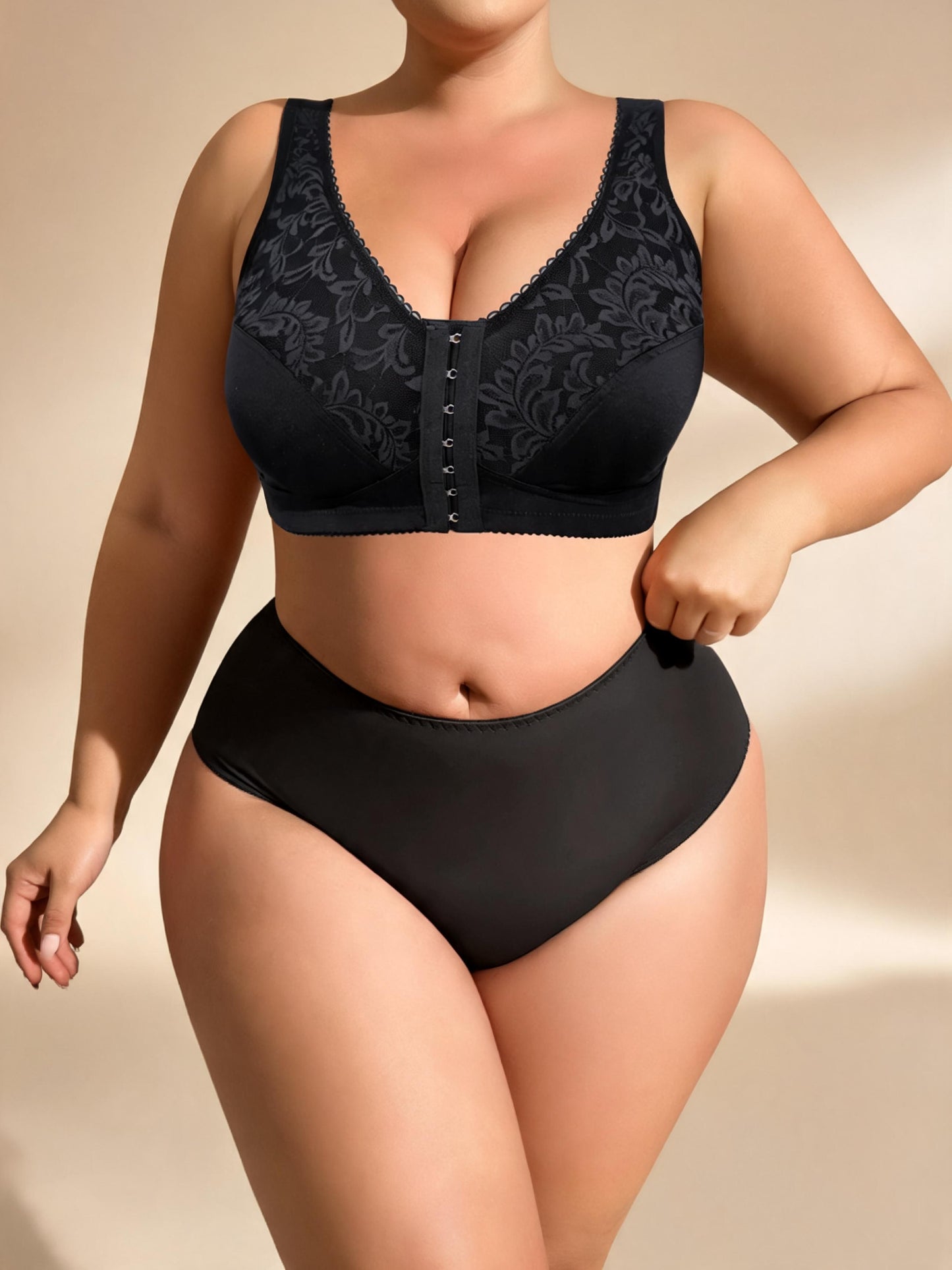Plus Size Front Clasp Full Coverage Bra & High Waist Brief with Lace