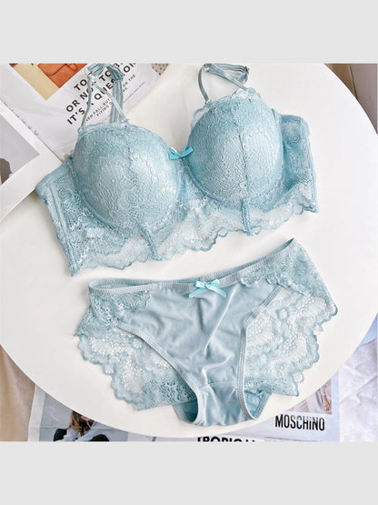 Sculpted Lace Support light blue plus size bra and panty set — display only