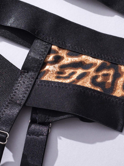 Leopard After Dark lingerie set — detail view 6