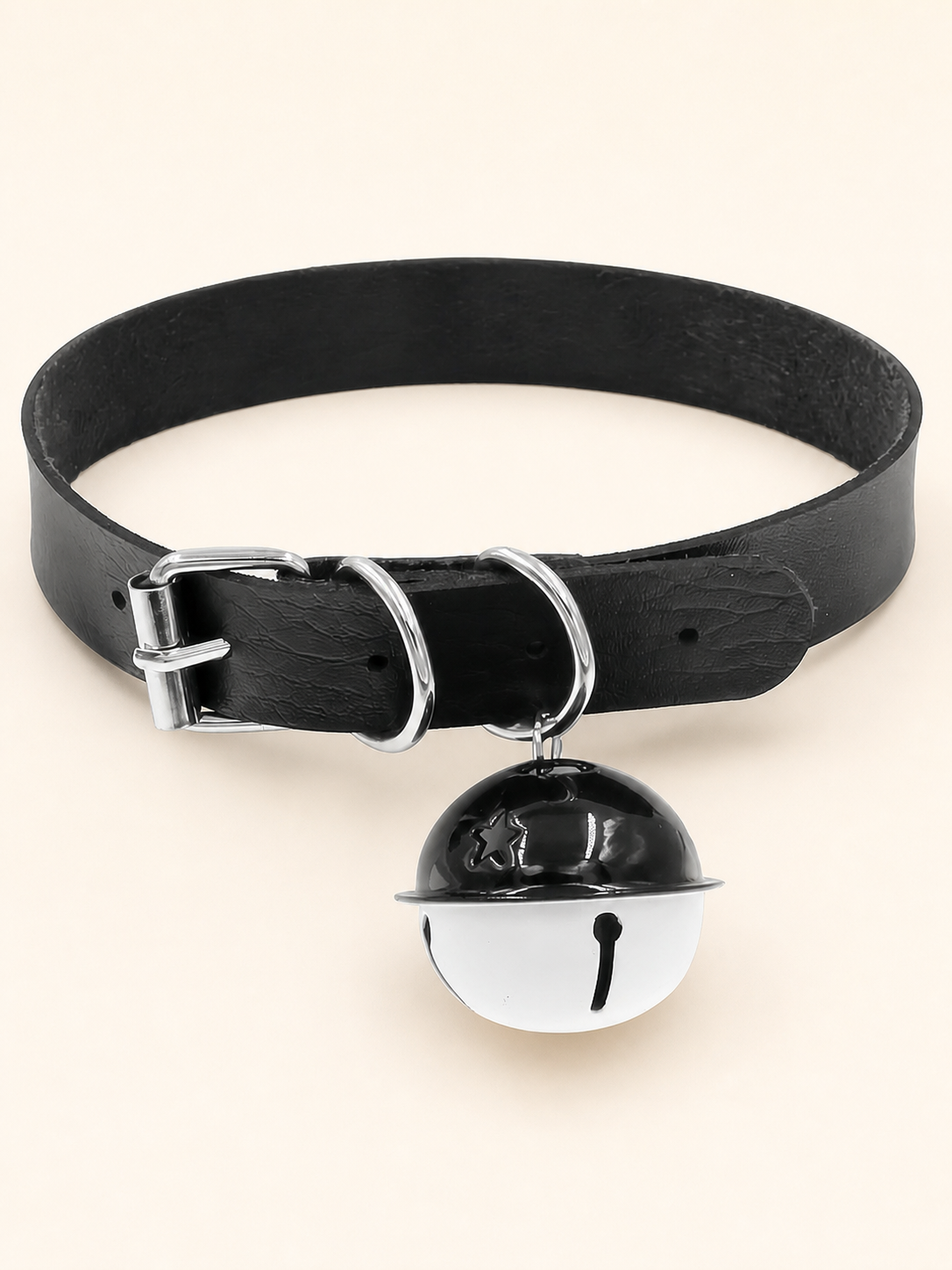 Accessory style Black Single-Bell Collar — regenerated product-only image