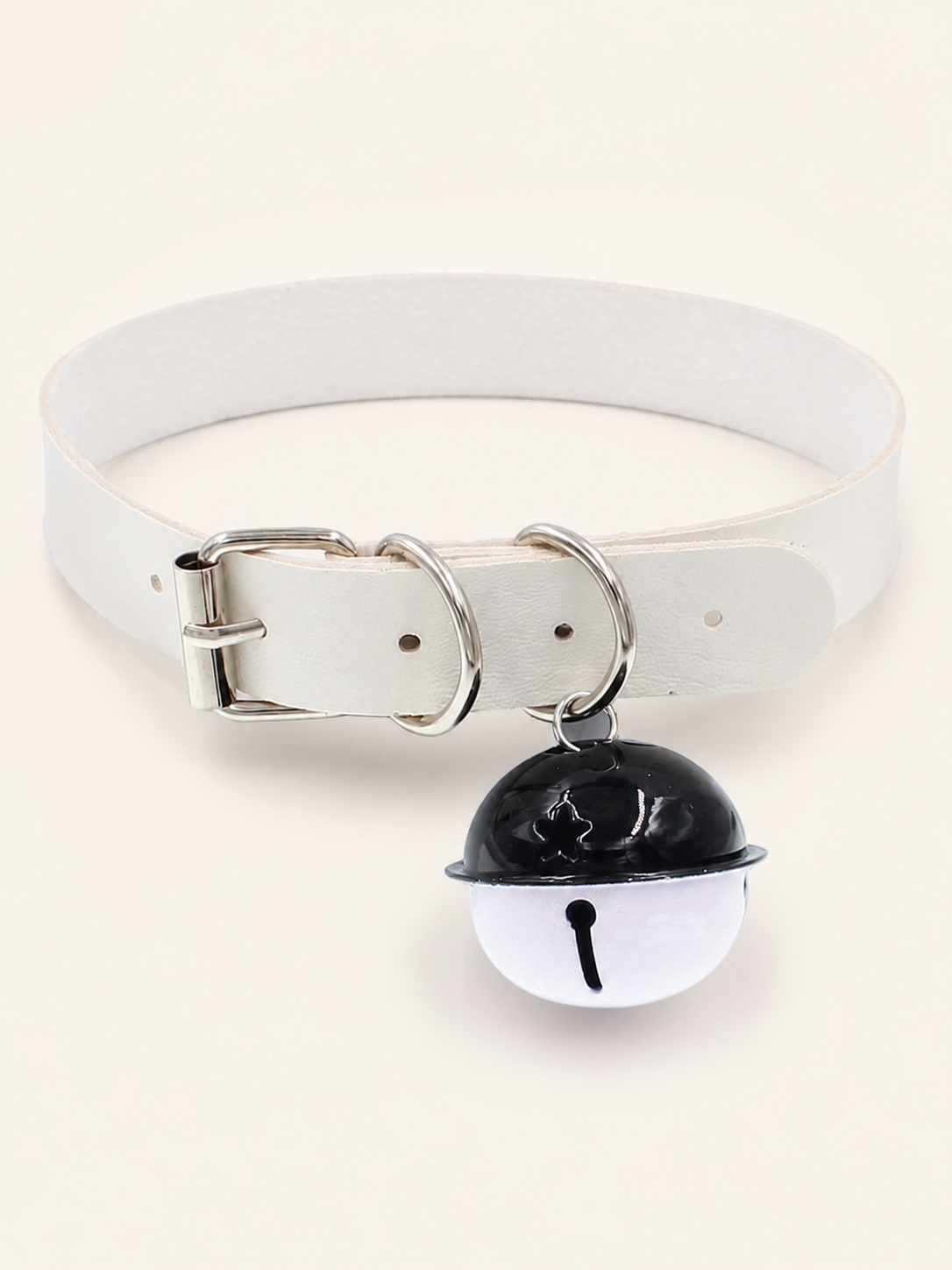 Accessory style White Single-Bell Collar — regenerated product-only image