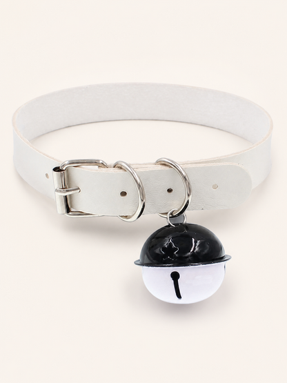 Accessory style White Single-Bell Collar — regenerated product-only image