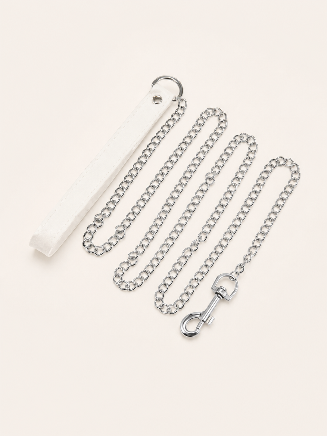 Accessory style White Metal Leash Chain — regenerated product-only image