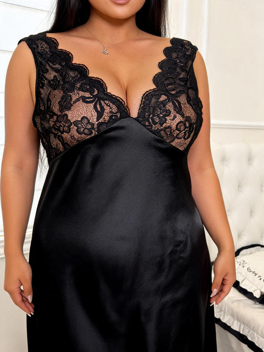 Black satin lace nightgown — 05-lace-closeup