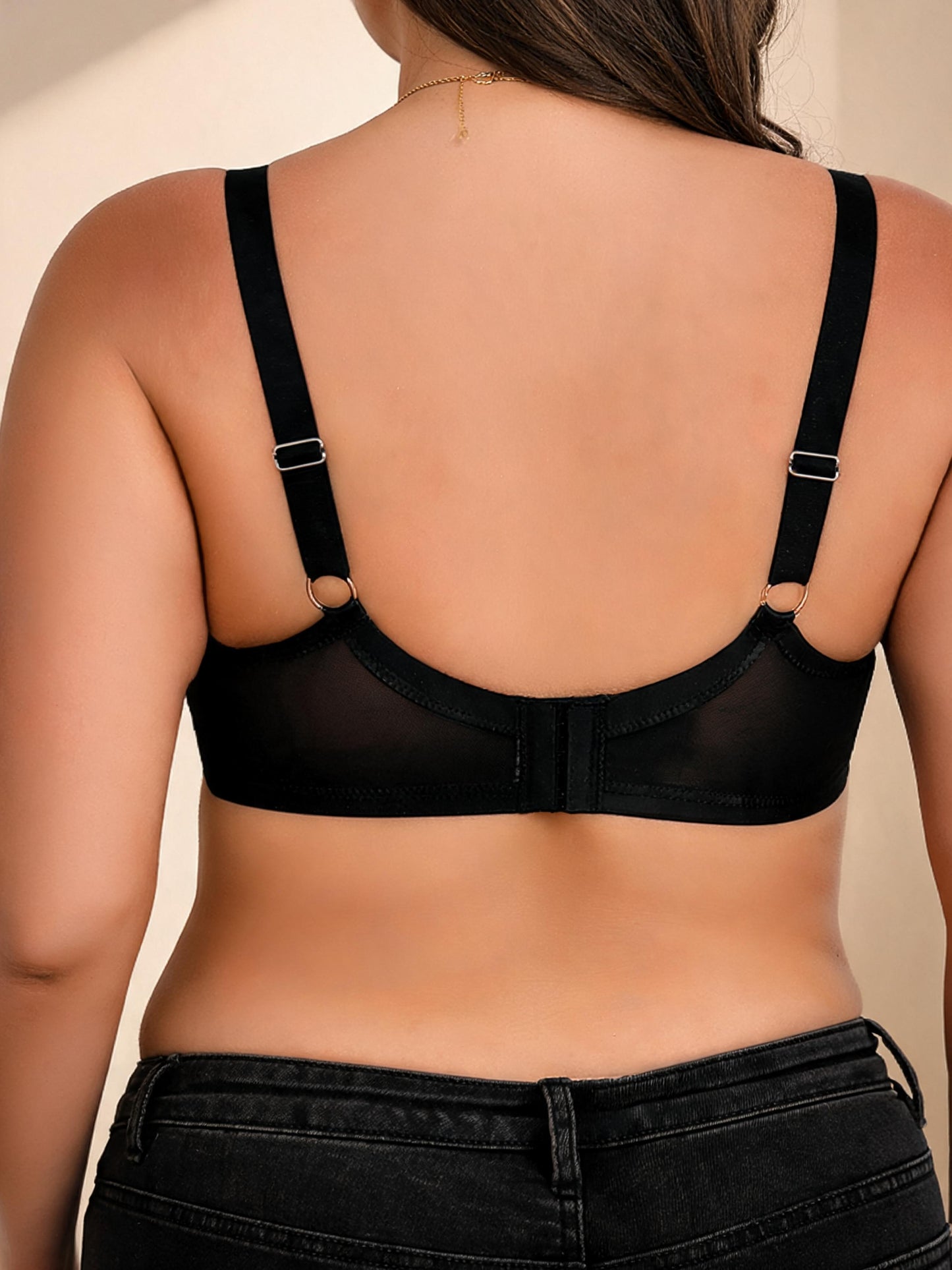 Underwire Support & Side Smoothing Lace Bra